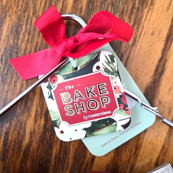 👀50% OFF🍪🥠NWT‼️ The Bake Shop by Masterclass 10-piece Cookie Cutter Set - Picture 6 of 7
